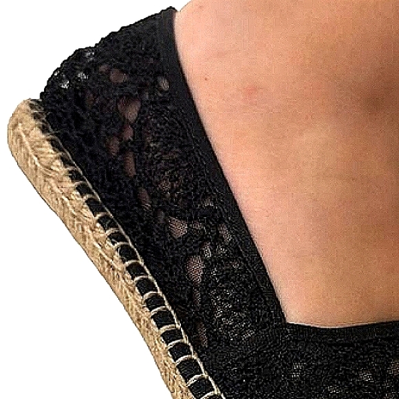 FOREVER 21 Crochet Lace Mesh Slip-On Eapadrille Flats NWT - Picture 5 of 13